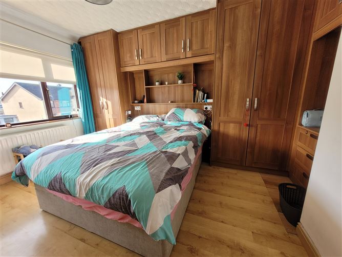 241 Brookville, Drogheda, Louth