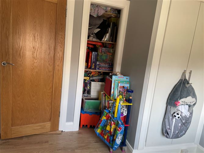 241 Brookville, Drogheda, Louth