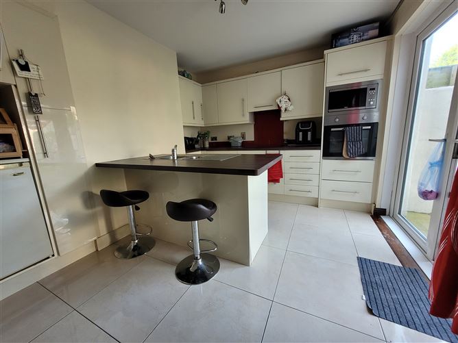 241 Brookville, Drogheda, Louth