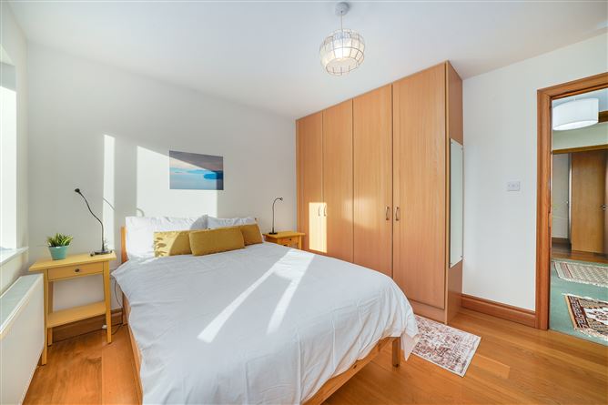 17 STRAND STREET LITTLE, Smithfield, Dublin 7