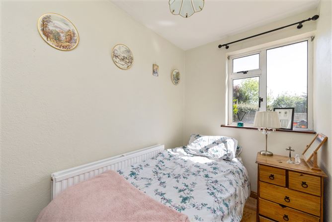 2 Hill Drive, Malahide, Co.Dublin
