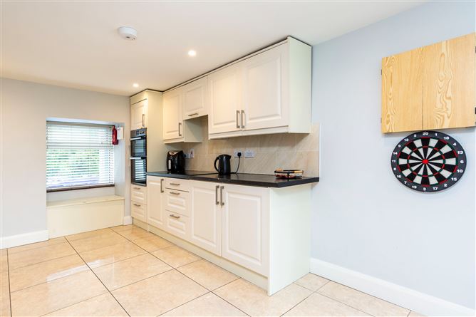 "Staples Cottage", Ballaghablake, Curracloe, Wexford