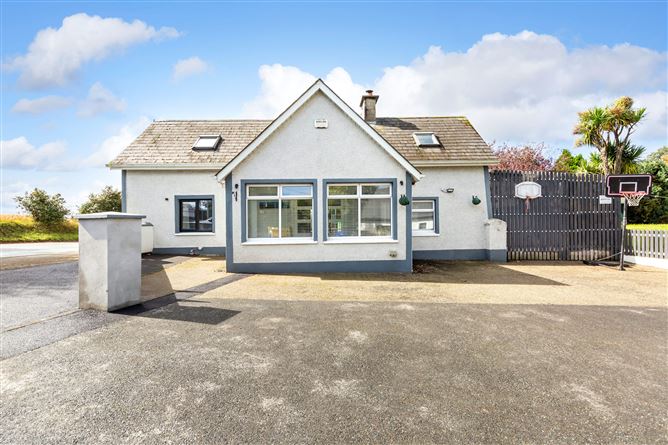 "Staples Cottage", Ballaghablake, Curracloe, Wexford