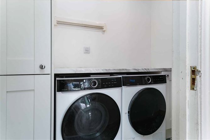 Photo 12 of 27 — 14 Colthurst Mews, Lucan, Co. Dublin