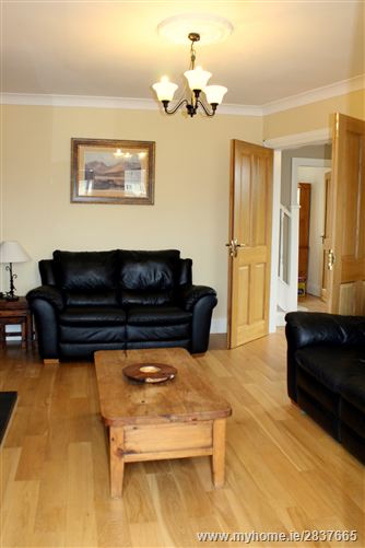 27 Warrenstown Lawn, Blanchardstown, Dublin15, Blanchardstown,   Dublin 15