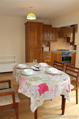 27 Warrenstown Lawn, Blanchardstown, Dublin15, Blanchardstown,   Dublin 15