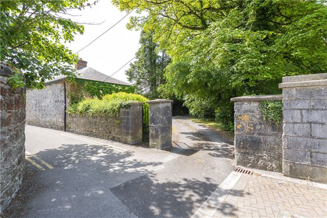 Abbey House, Coosan Road, Athlone, Co. Westmeath