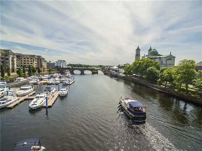 Abbey House, Coosan Road, Athlone, Co. Westmeath