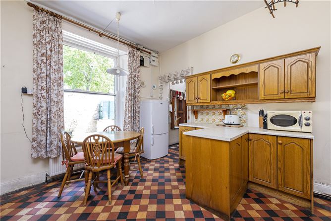Abbey House, Coosan Road, Athlone, Co. Westmeath