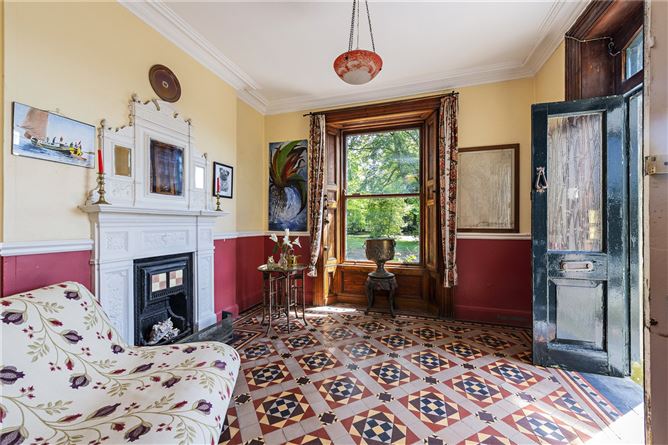 Abbey House, Coosan Road, Athlone, Co. Westmeath