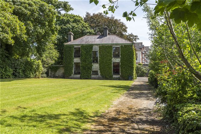 Abbey House, Coosan Road, Athlone, Co. Westmeath