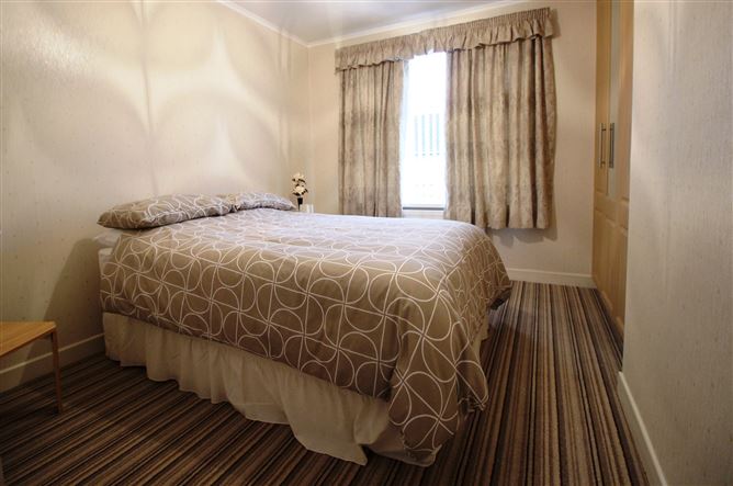 Rahardrum, Virginia, Cavan