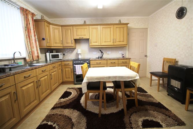 Rahardrum, Virginia, Cavan