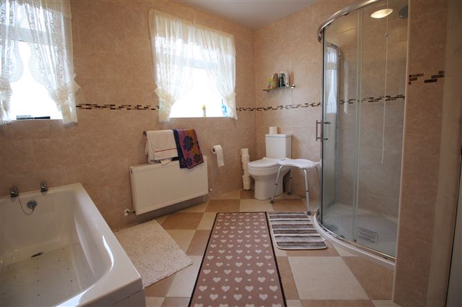 Rahardrum, Virginia, Cavan