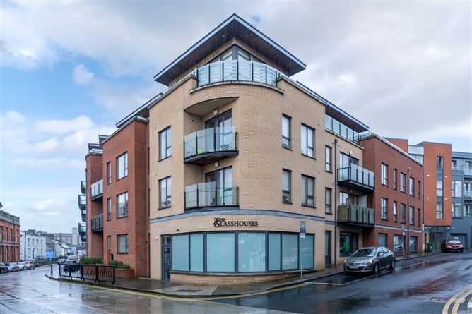 Main image for 44 Harbour Court, Dun Laoghaire, County Dublin