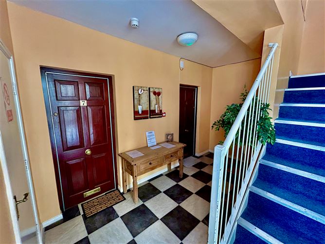 16 Priory House, Priory Hall, Spawell Road, Wexford Town, Wexford