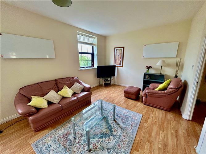 16 Priory House, Priory Hall, Spawell Road, Wexford Town, Wexford