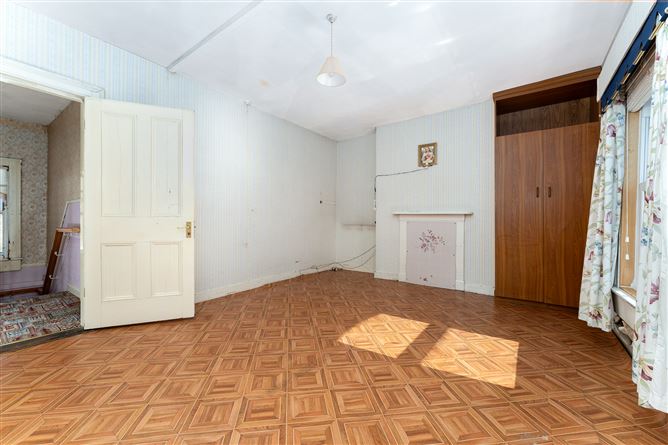 34 CARLINGFORD ROAD, Drumcondra,   Dublin 9