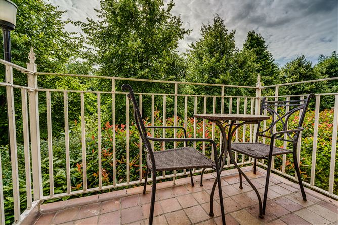 Photo 14 of 28 — 72 Shanagarry, Milltown, Dublin 6