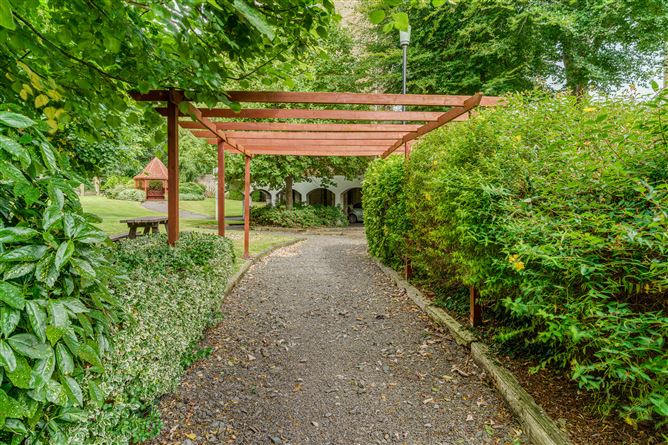 Photo 25 of 28 — 72 Shanagarry, Milltown, Dublin 6
