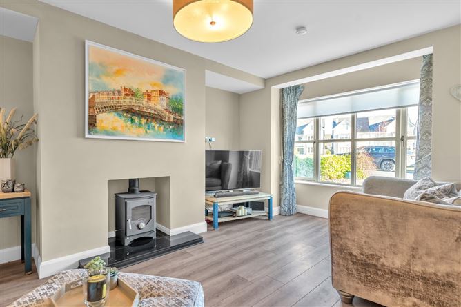 24 The Crescent, Pipers Hill, Naas, Co. Kildare