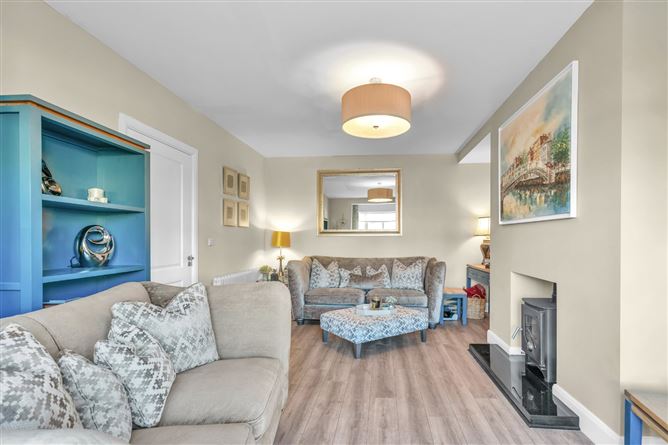 24 The Crescent, Pipers Hill, Naas, Co. Kildare