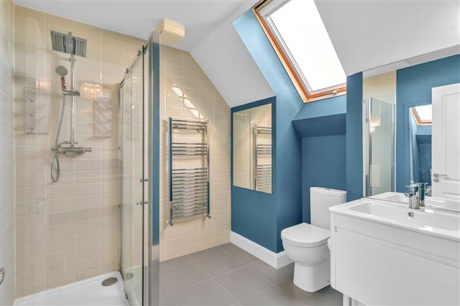 24 The Crescent, Pipers Hill, Naas, Co. Kildare