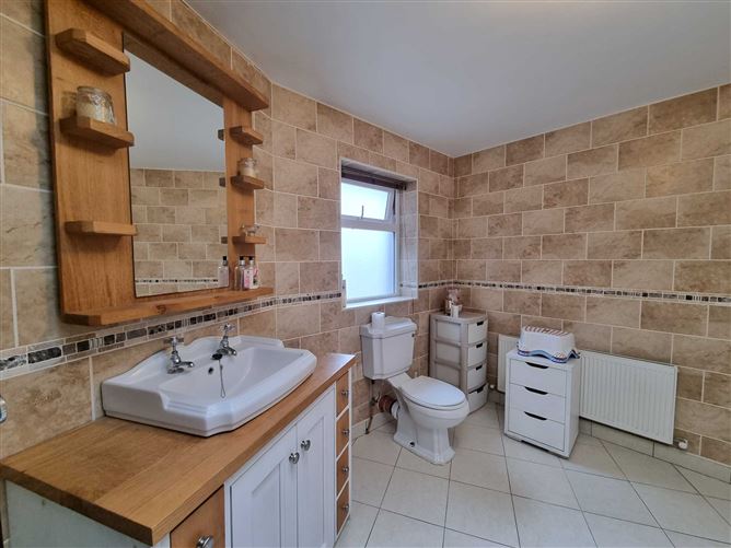 18 Barry Pk, Glanworth, Cork