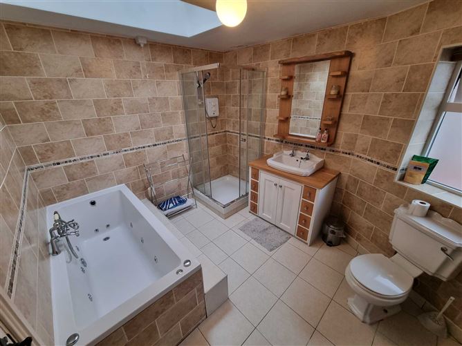 18 Barry Pk, Glanworth, Cork