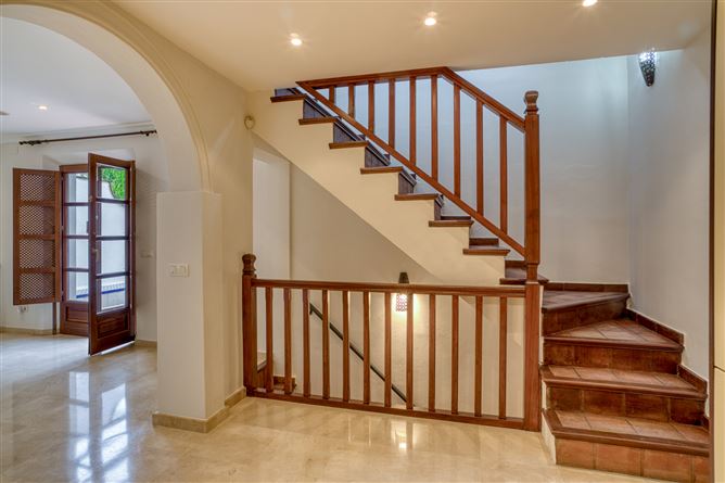 Spain, Marbella, Marbella Golden Mile - COSTA-00726P