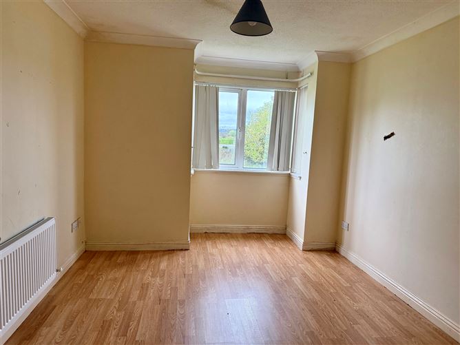 3 Castleross, Castletown Road , Dundalk, Louth
