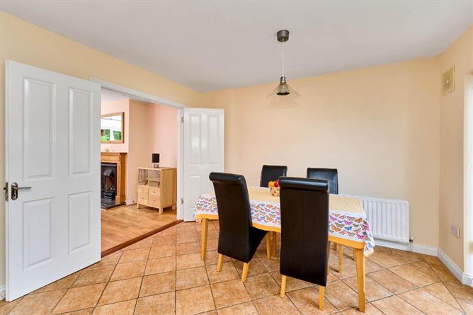 5 Beech Drive, Johnstown Wood, Navan, Meath