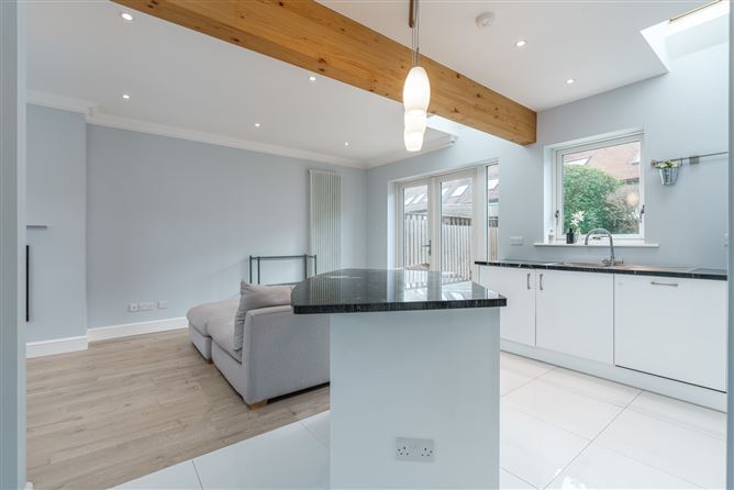 Photo 8 of 28 — 27 Hampton Crescent St Helen's Wood Booterstown Co Dublin , Mount Merrion, Dublin