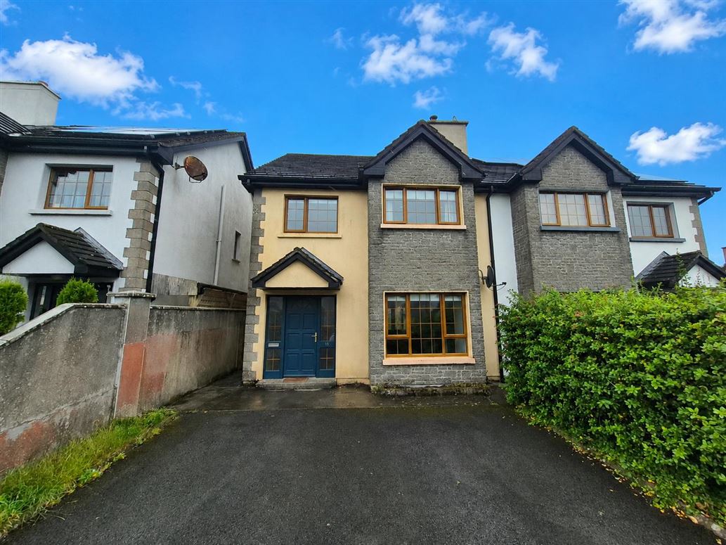 13 Lake View, Glenamaddy, Co. Galway