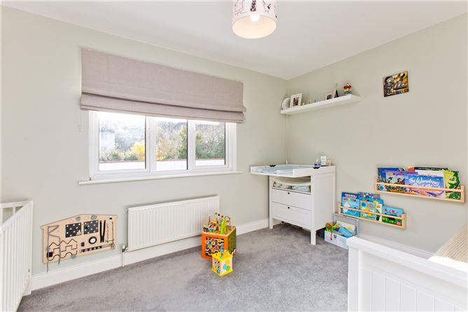 8 Cruagh Green, Cruagh Manor, Stepaside, Dublin 18