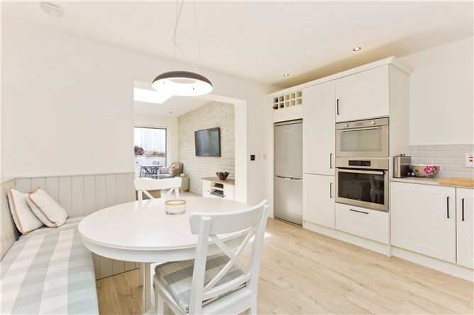 8 Cruagh Green, Cruagh Manor, Stepaside, Dublin 18