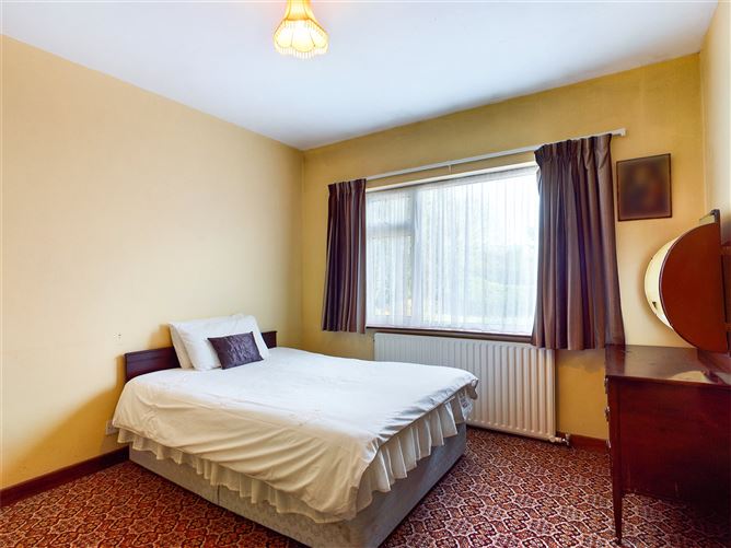 Westcourt, Racecourse Road, Thurles, Co. Tipperary
