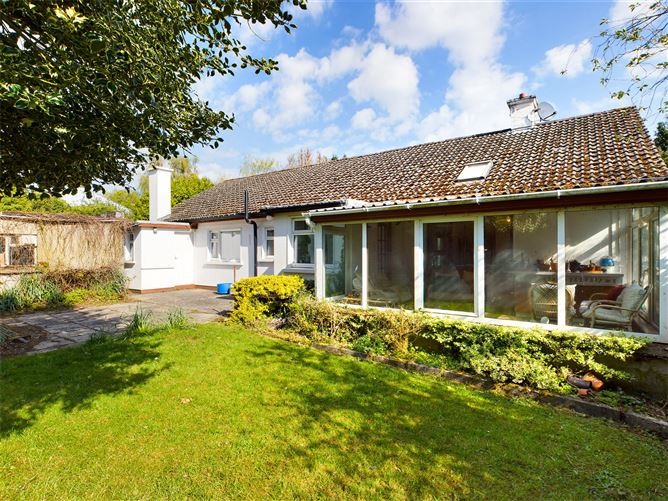 Westcourt, Racecourse Road, Thurles, Co. Tipperary