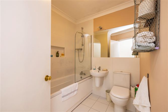 68 The Elms, Mount Merrion Avenue, Blackrock, County Dublin