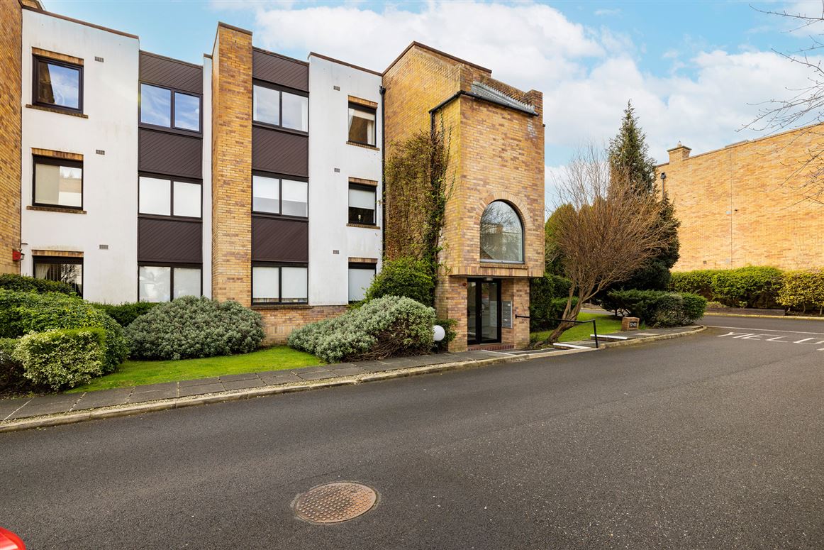 68 The Elms, Mount Merrion Avenue, Blackrock, County Dublin Frank