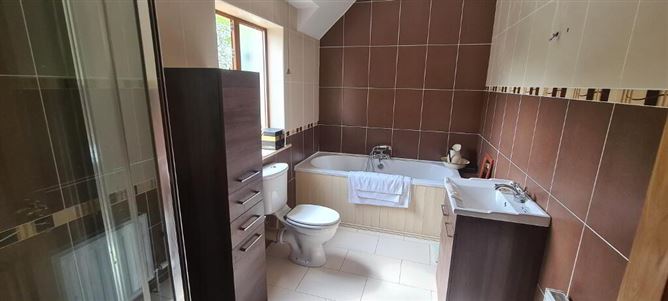 2 Oak Meadows, Drumsna, Carrick-On-Shannon, Leitrim