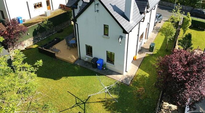 2 Oak Meadows, Drumsna, Carrick-On-Shannon, Leitrim