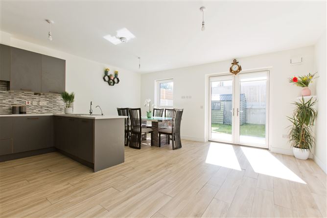 52 Graydon Crescent, Newcastle, Co.Dublin