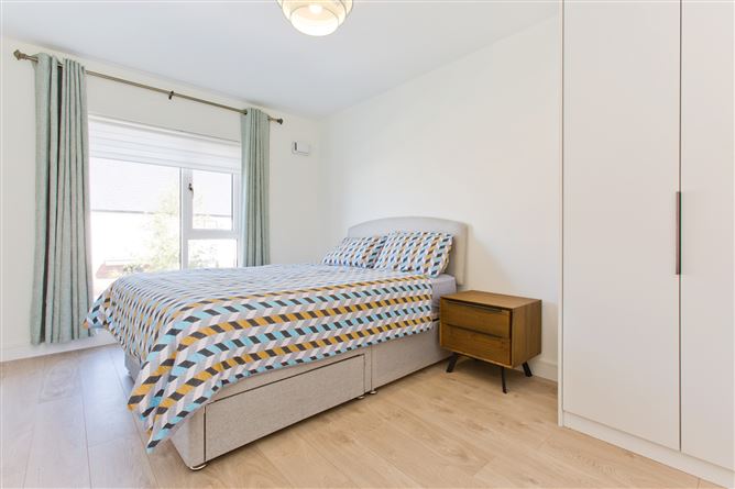 52 Graydon Crescent, Newcastle, Co.Dublin