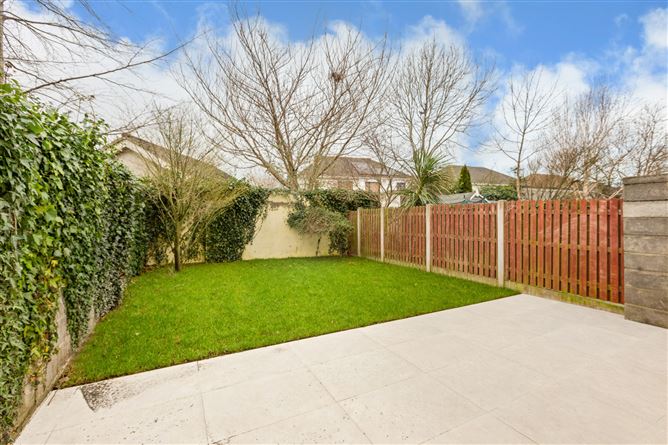 1 Saint Edmunds Park, Lucan, Co.Dublin
