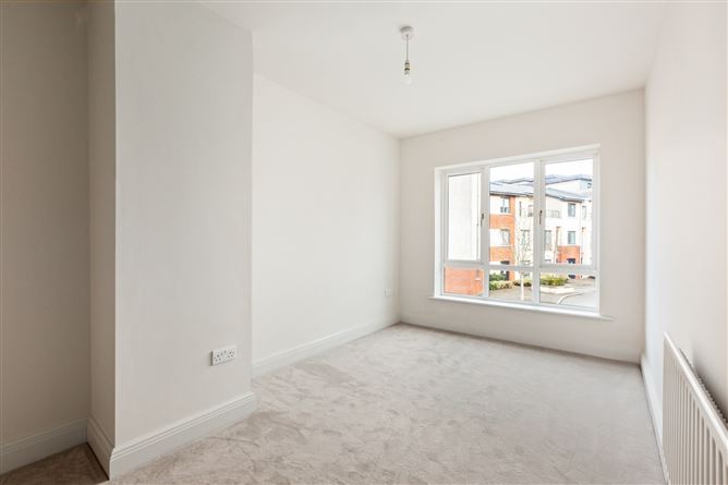 1 Saint Edmunds Park, Lucan, Co.Dublin