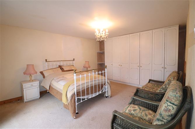 2 Deerpark, Tuamgraney, Clare