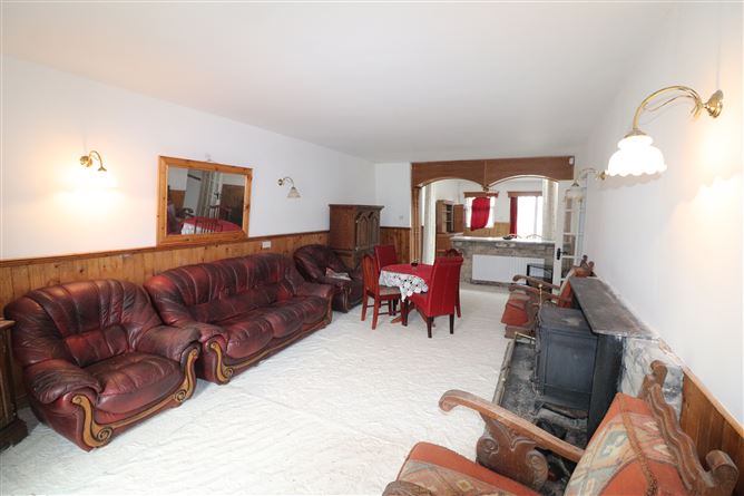 2 Deerpark, Tuamgraney, Clare