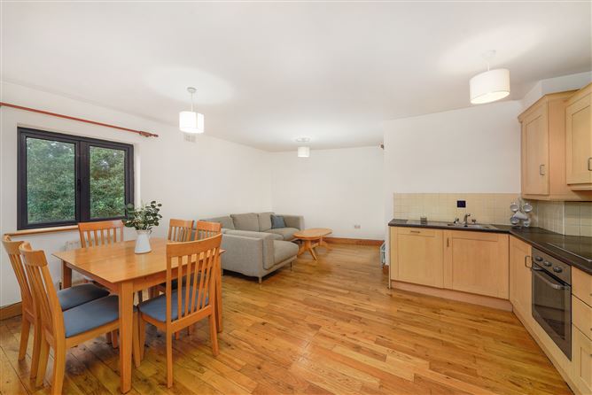 Apt 14 Creevagh House, Dundrum Road, Windy Arbour,   Dublin 14