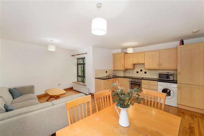 Apt 14 Creevagh House, Dundrum Road, Windy Arbour,   Dublin 14